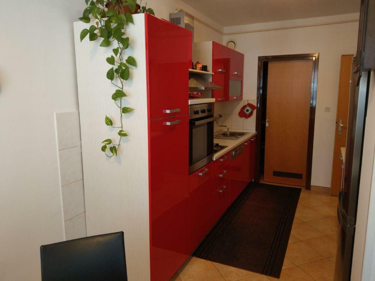 Apartment Koruna 1 Pula Zewnętrze zdjęcie