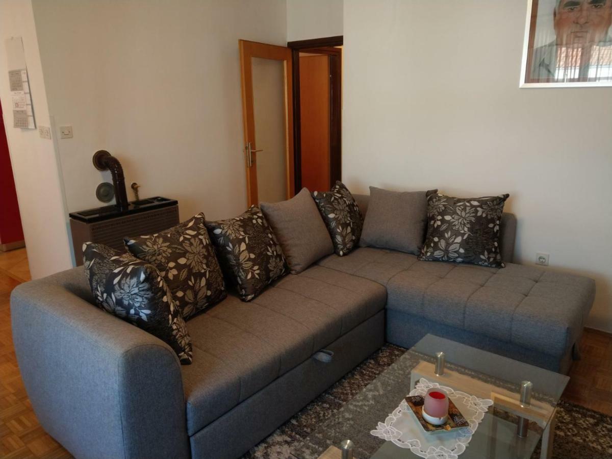 Apartment Koruna 1 Pula Zewnętrze zdjęcie