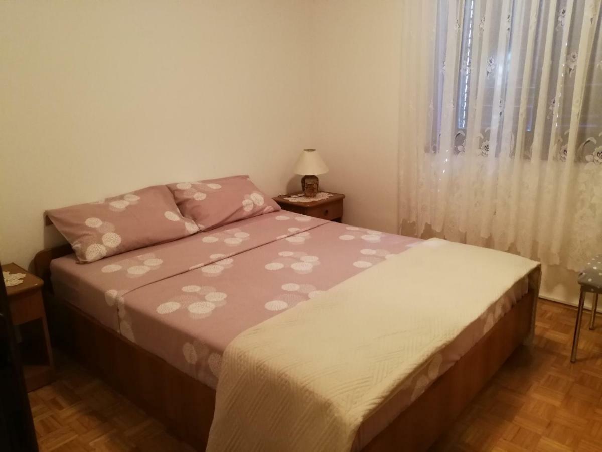 Apartment Koruna 1 Pula Zewnętrze zdjęcie